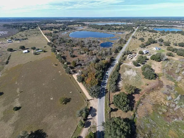 W Lake Yale Rd, Umatilla, FL 32784
