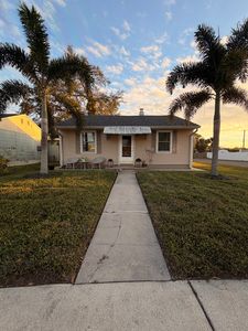 5266 9th Ave N, Saint Petersburg, FL, 33710