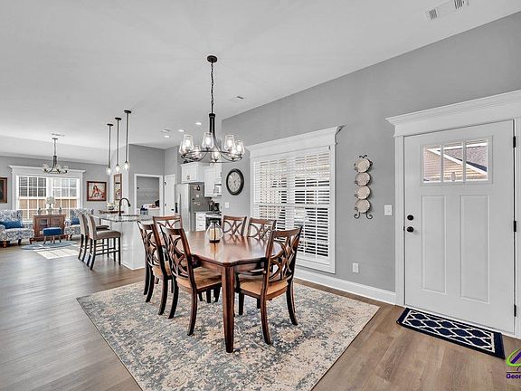 3rd image of 2501 Quail Ridge Ln