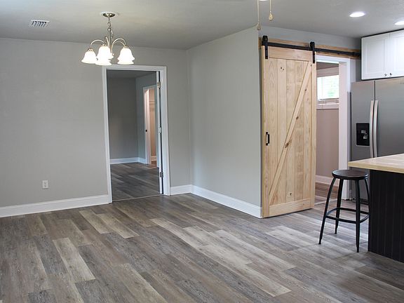 4th image of 10567 S Salt Rd