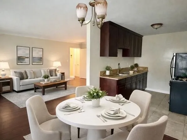 1242 Smithwood Dr #4, Los Angeles, CA 90035