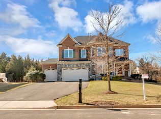 25705 Hopefield Pl, Chantilly, VA 20152