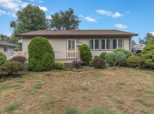 9446 Saric Dr, Highland, IN 46322