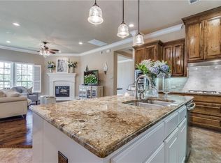 2200 Austin Waters, Carrollton, TX 75010