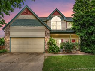 2006 S Cypress Ave, Broken Arrow, OK 74012