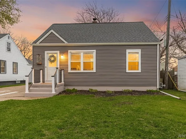 47 Sutley Ct, Tonawanda, NY 14150