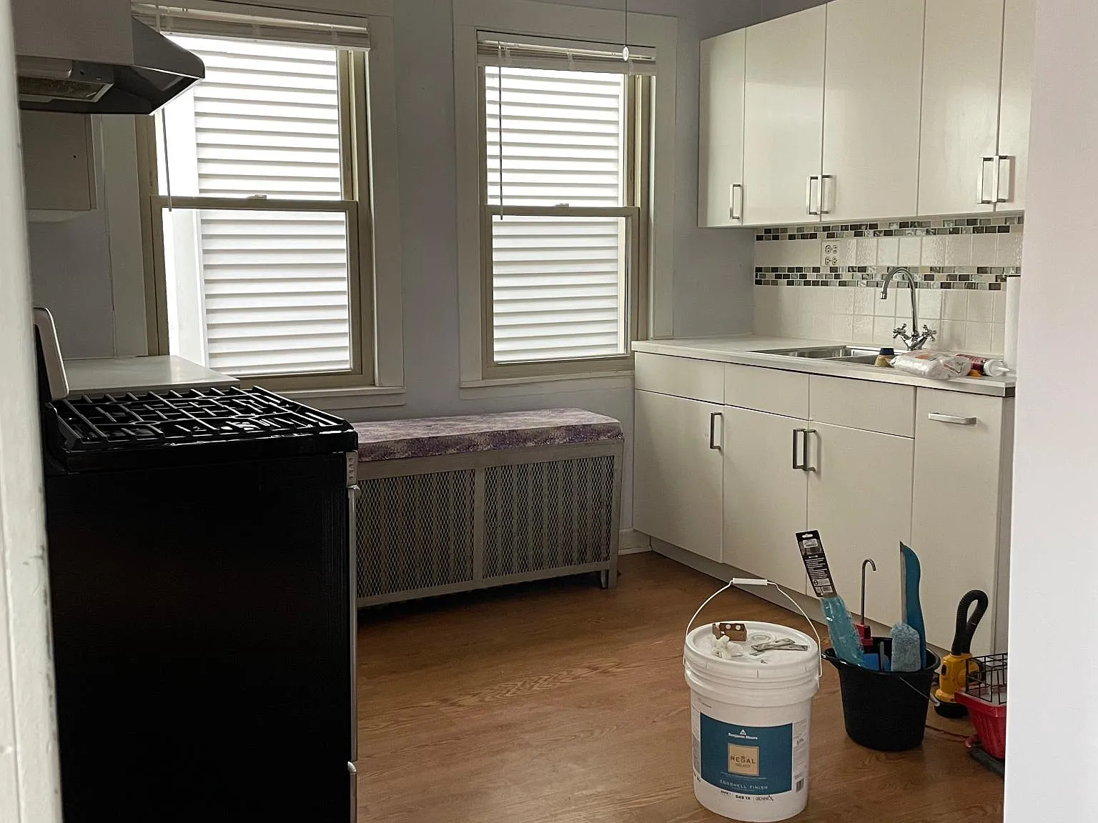 2 bed, 1000 sqft, $2,200 — Photo 4