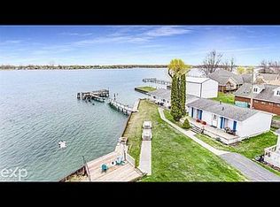 9287 River Rd APT 4, Clay, MI 48001