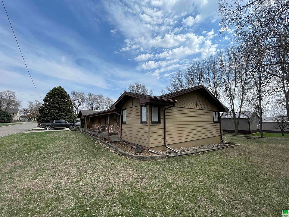 605 6th St, Ireton, IA 51027 Zillow