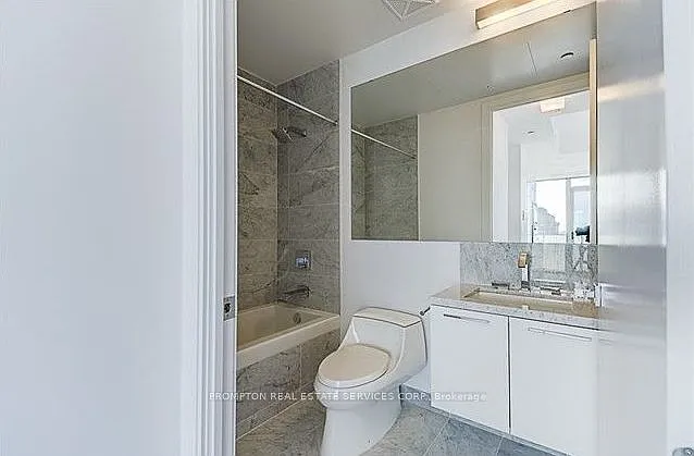 42 Charles St E #4702 — Photo 17