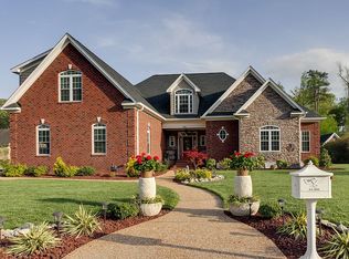 108 Bunting Point Rd, Yorktown, VA 23693