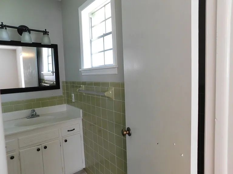 7800 Meadow Dr — Photo 9