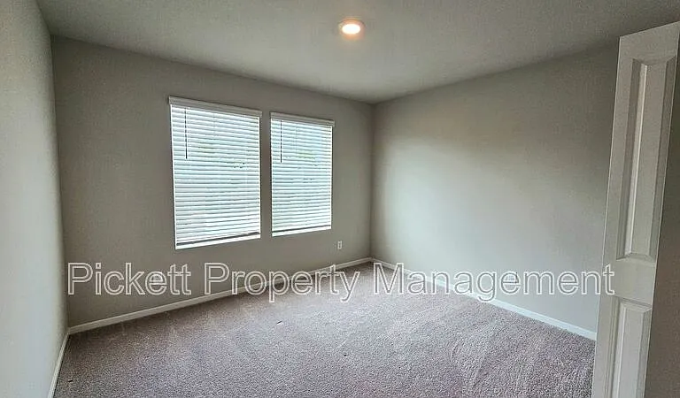 1278 W Pendleton Way — Photo 17