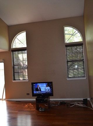 4th image of 1440 Club Dr