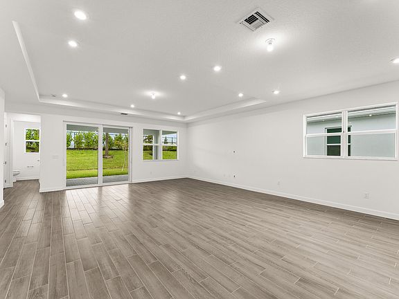 5th image of 10088 SW Carnelian Street