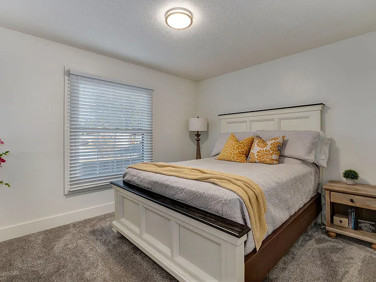 4094 S Eaton Ave — Photo 25