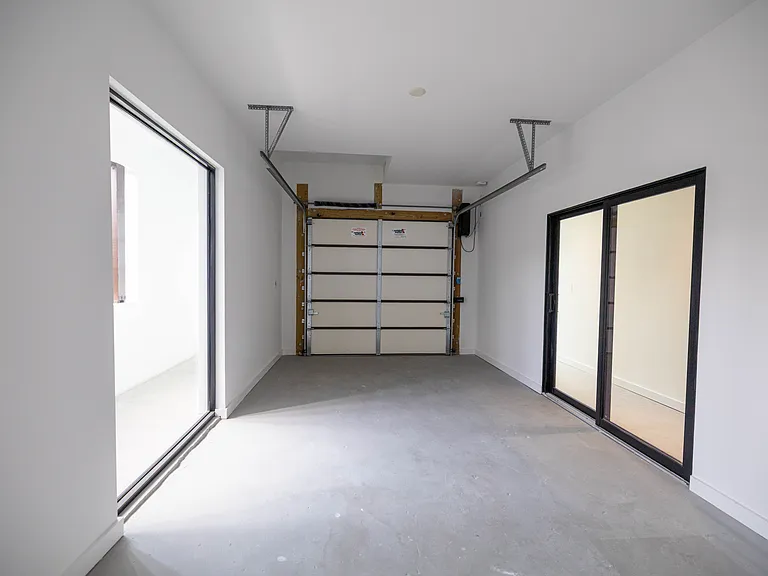 3189 SW 23rd Ter #3189 — Photo 73