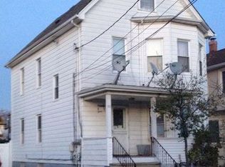 93 Home Pl, Lodi, NJ 07644