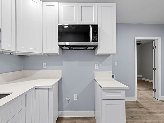 3rd image of 45007 Logue Court 1/2
