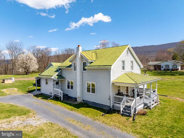 1025 Edinburg Gap Rd, Edinburg, VA 22824