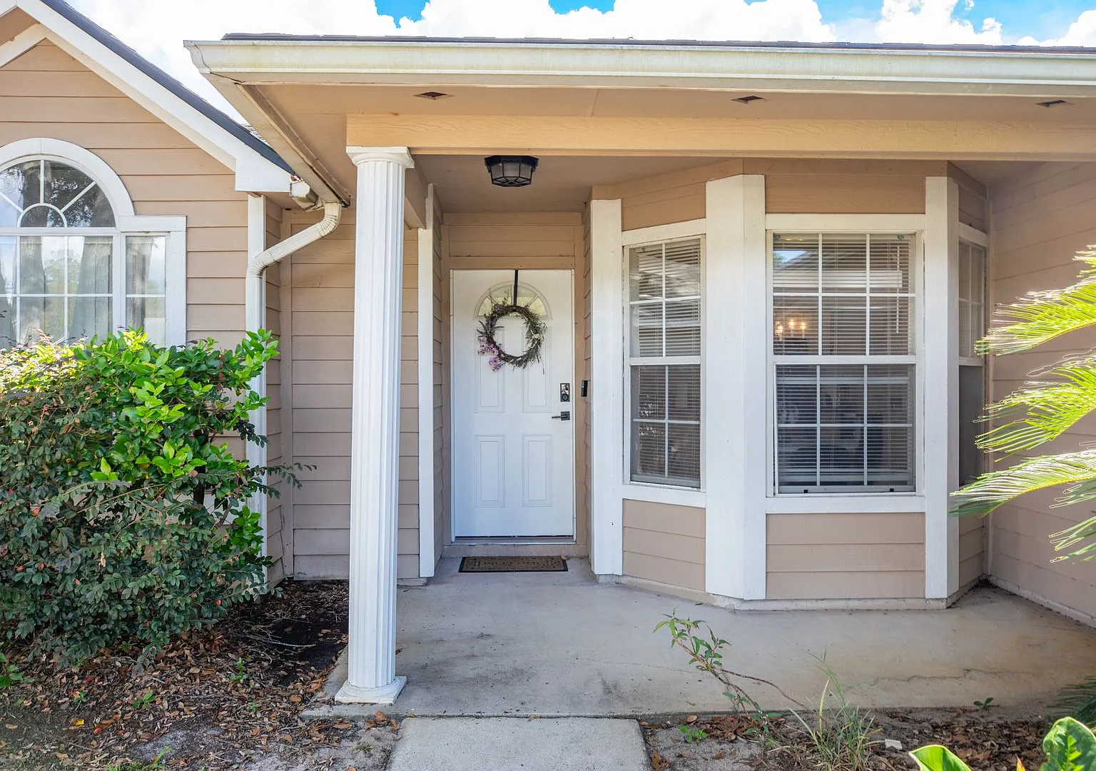 Furnished Rental in Ashley Manors! — Photo 4