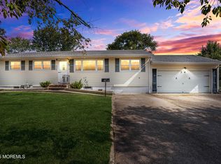 34 Baylor St, South Toms River, NJ