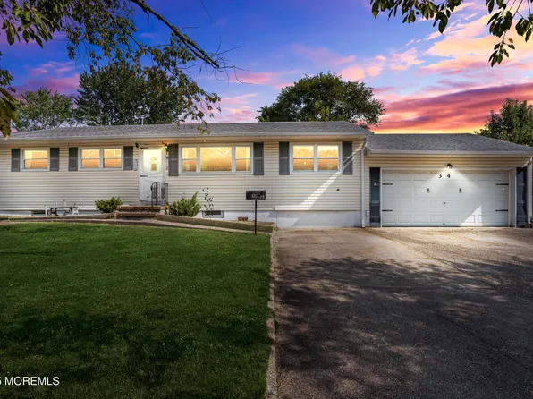 34 Baylor Street, Toms River, NJ 08757