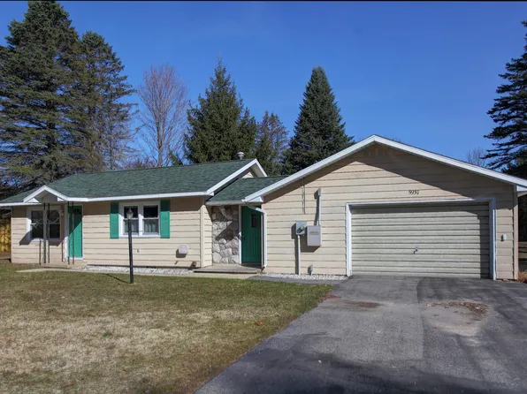 5937 E 4th St, Bellaire, MI 49615