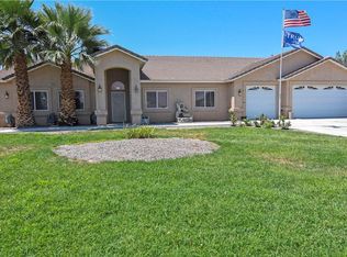 8140 Arrowhead Lake Rd, Hesperia, CA 92345