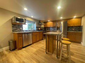 2806 Best Ave, Oakland, CA