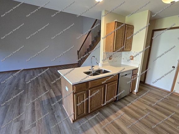 5th image of 10035 Gettler St