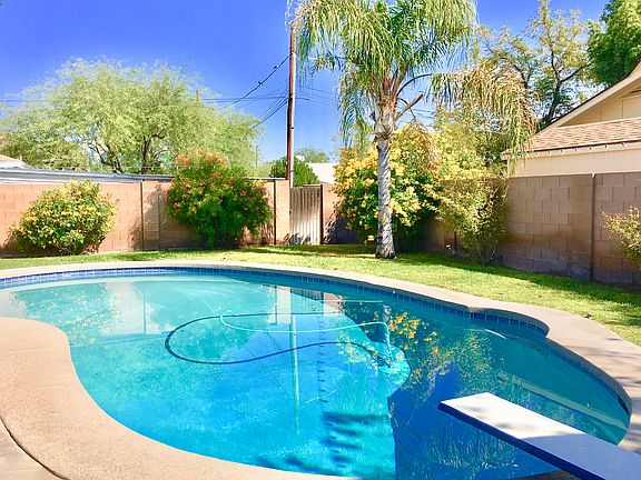 3rd image of 2643 N 84th Pl