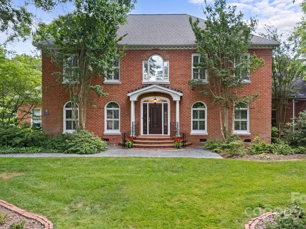 4100 Moorland Dr, Charlotte, NC 28226
