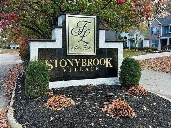 8874 Linden Lake Rd, Sylvania, OH 43560