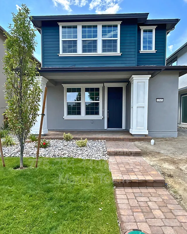 3 bed, 2.5 bath, 1779 sqft, $2,995 — Photo 1