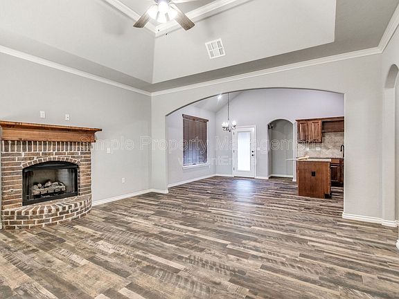 3rd image of 20575 Pioneer Dr