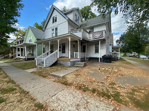 530 E Washington St Photo 1