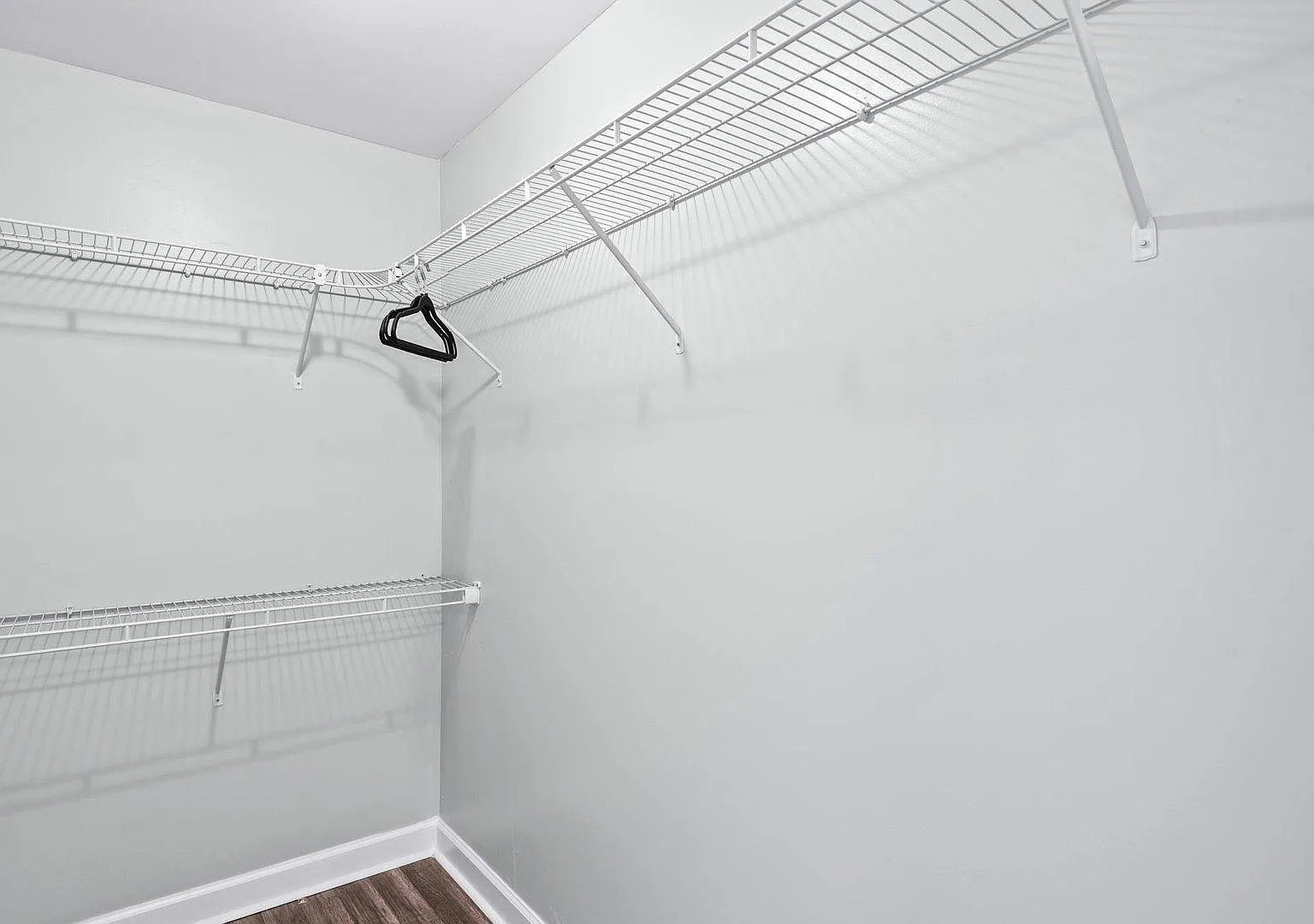 4 bed, 2.5 bath, 1840 sqft, $1,364 — Photo 3