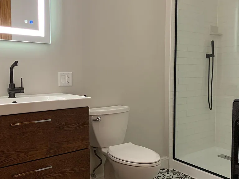 3405 S Lowe Ave #A — Photo 8