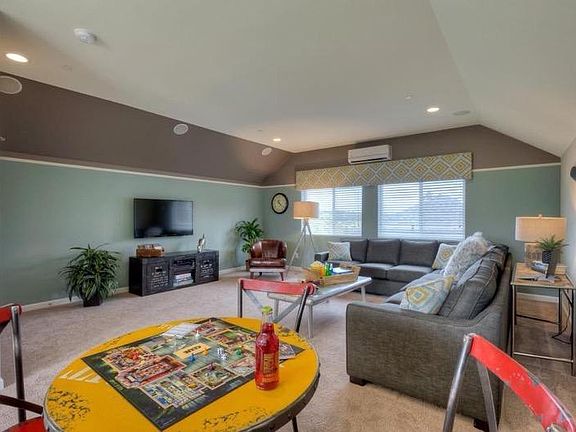 3rd image of 5016 51st Avenue Ct W