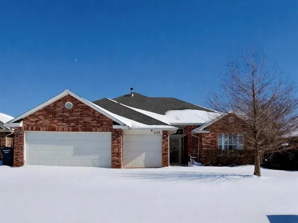 620 Allison Ln, Moore, OK 73160