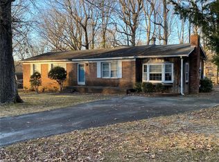 5706 Buddingwood Dr, Greensboro, NC 27409