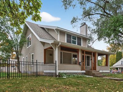 2431 14th Ave E, North Saint Paul, MN, 55109