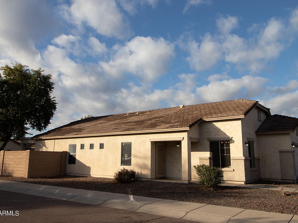 1st image of 577 E Goldmine Ln