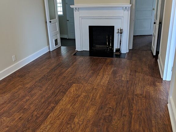 2nd image of 844 Seymour Ave