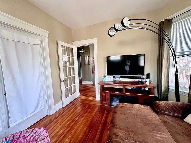33 Oakland Rd #2 — Photo 8