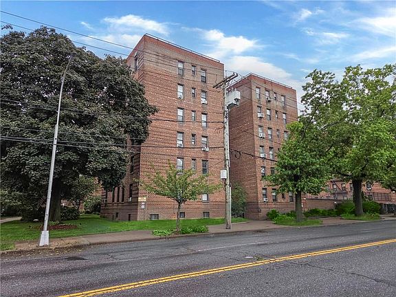2nd image of 2209 Knapp St APT 5A