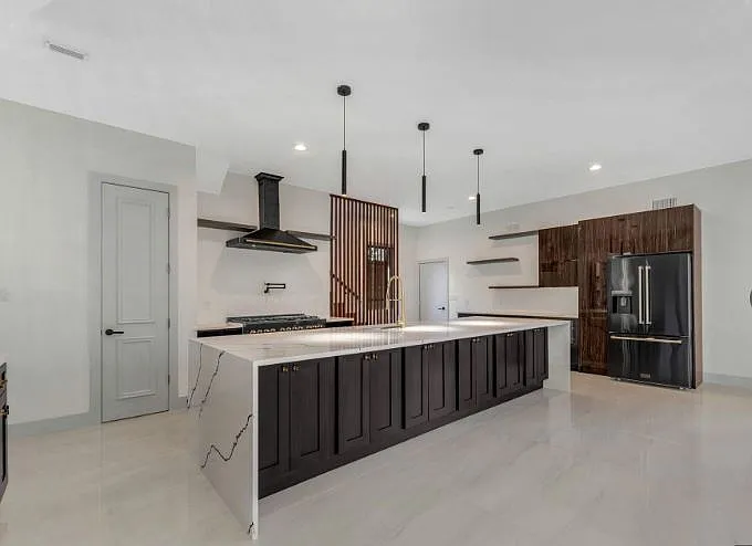 1256 Timber Ln — Photo 11