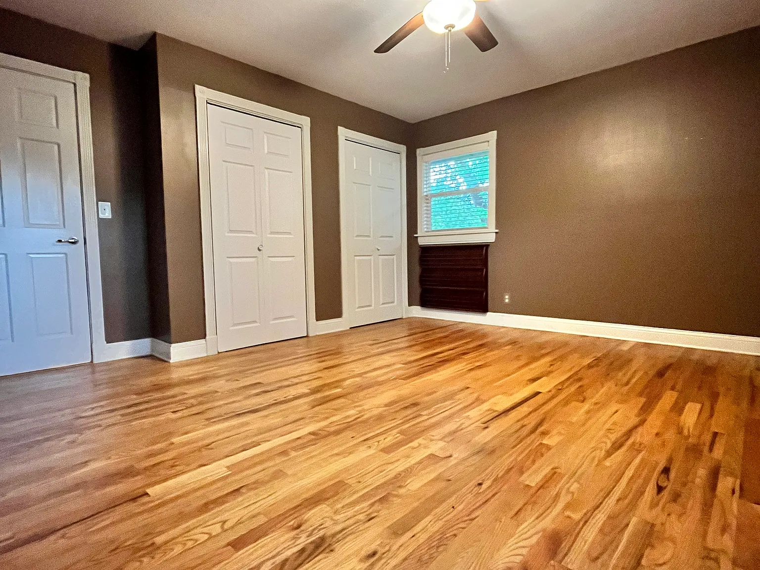 4 bed, 1948 sqft, $2,350 — Photo 4