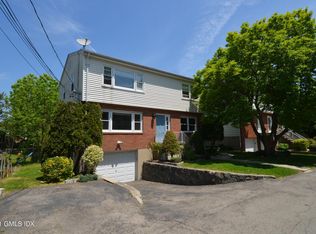 5 Ridge Pl #1, Greenwich, CT 06831